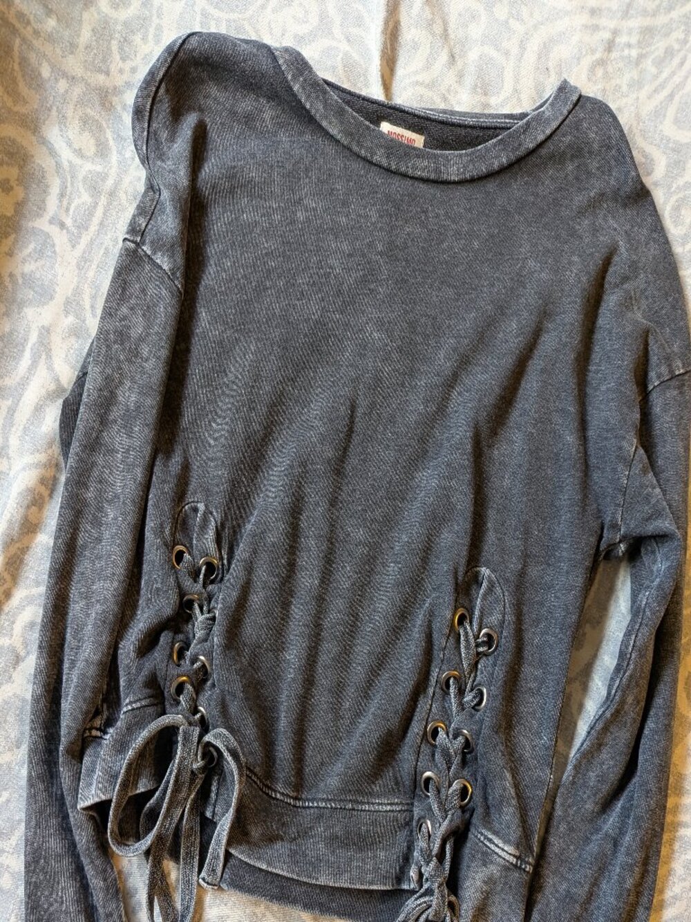 Vintage early 2000s sweater